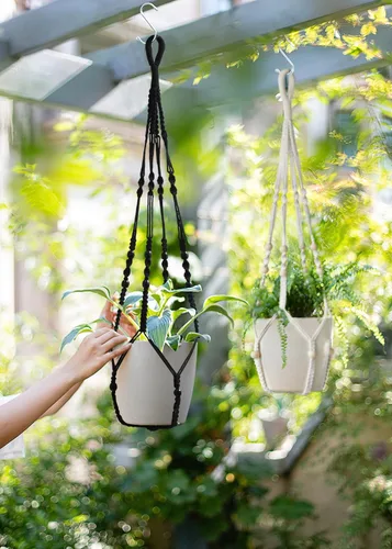 Vista 4 de Colgador de macramé para colgar plantas de interior con cuentas de madera, macetas de macramé sin borlas, para interiores y exteriores, decoración