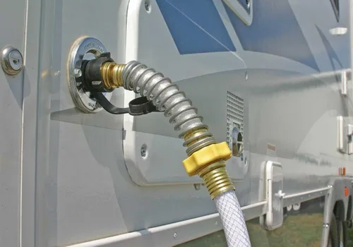 Vista 2 de Camco 22703 Protector de manguera flexible
