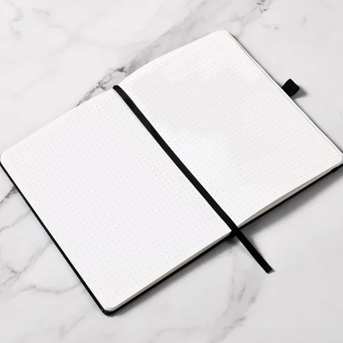Vista 4 de Cuaderno punteado, diario, 5.3 x 8.26 pulgadas, tapa dura, prémium, papel grueso, doble espiral, bandas, cuero negro sintético, lazo para bolígrafo