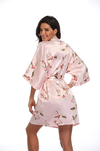 Vista 4 de Bata de satén para mujer, corta, sedosa, para dama de honor, novia, despedida de soltera, ropa para dormir