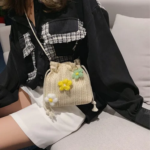 Vista 5 de Bolso de paja para mujer, estético, lindo, tejido cruzado, cubos, bolsas de hombro, cesta pequeña, bolsa de playa, bolso de paja de verano