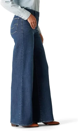 Vista 4 de Levi Strauss Signature Gold Jeans de pierna ancha totalmente moldeadores para mujer Leyenda azul