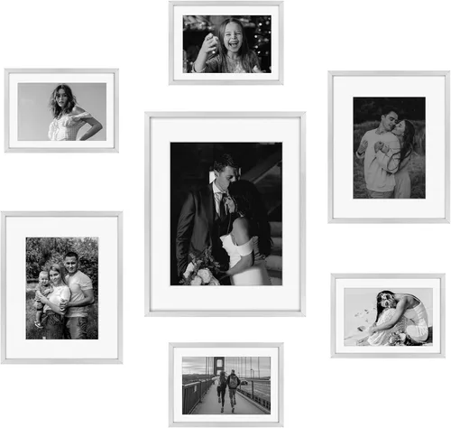 Vista 11 de Frametory, juego de 7 marcos de fotos de aluminio negro con alfombrilla extraíble - Incluye cuatro de 5 x 7 pulgadas, dos de 8 x 10 pulgadas y uno