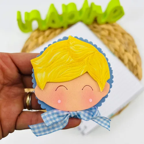 Vista 2 de Adorno hecho a mano para lápiz, adorno para bolígrafo, para niños y amantes de la escritura, aplique en goma eva. adorable adorno de niños