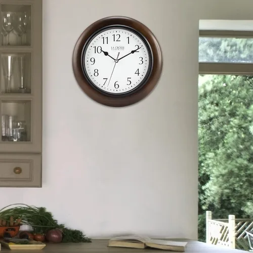 Vista 6 de La Crosse Reloj 404-2625 10 in Linwood Reloj de pared de madera de cuarzo