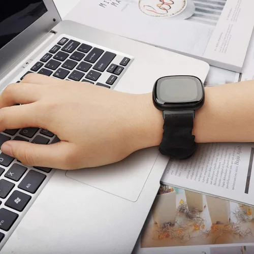 Vista 5 de ShuYo Paquete de 10 correas de reloj compatibles con Fitbit SenseVersa 3 coleteros de nailon suave y elástico, correa elástica de repuesto
