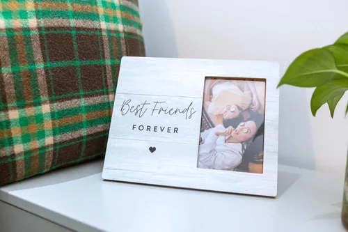 Vista 3 de Orchroma Marco de Fotos Best Friend Forever, Regalos de Amistad a Larga Distancia para Mujeres BFF Mejores Amigas, Marco de Fotos 4x6 (Gris)