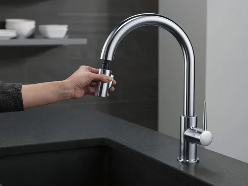 Vista 4 de Delta Faucet Trinsic - Grifo de cocina de níquel cepillado, grifos de cocina con rociador extraíble, grifo para fregadero de cocina con acoplamiento