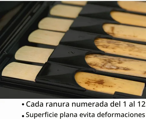 Vista 4 de Estuche para 12 cañas de clarinete Pro Tec Bb, Negro