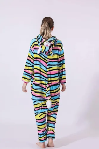 Vista 4 de RoseFinch Fang Pijama de gato de color animal para adultos y niños, lindo cosplay, Halloween, Navidad, disfraz de invierno para niñas