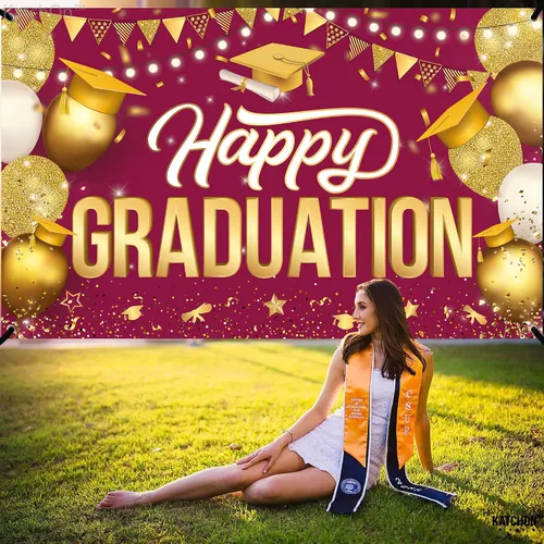 Vista 4 de KatchOn, Cartel de feliz graduación granate y dorado XL, 72 x 44 pulgadas Fondo de graduación 2025, decoraciones de graduación clase de 2025