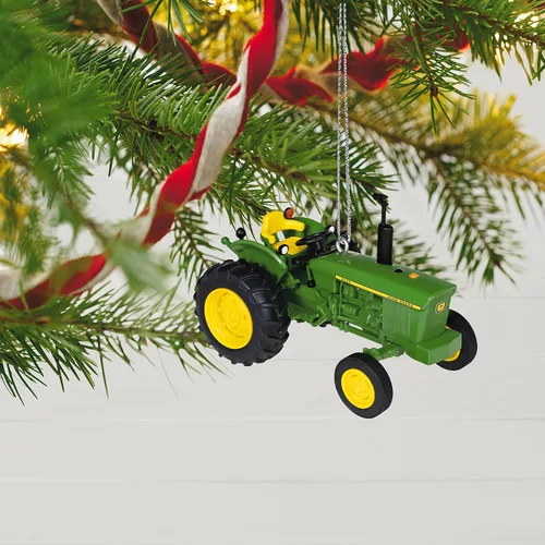 Vista 6 de Hallmark Keepsake Adorno navideño 2022, tractor de cosecha de hileras modelo John Deere 2020