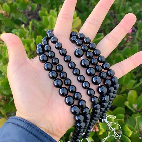 Vista 2 de Adabele 1 hebra AAA Grado 4mm Cuentas sueltas redondas pequeñas de perla de concha natural Agua dulce Madre Perla Nácar 38 cm (Negro Jet) para hacer