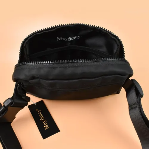 Vista 9 de Everywhere - Bolsa de cinturón para mujer, mini bolsa ligera con cintura ajustable, impermeable, cruzada para correr, viajar, senderismo, Negro