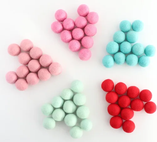 Vista 3 de Mini Felt Factory Felt Ball DIY Christmas Garland Wool 60 Poms 1in Red Pink Turqoise Seasonal Home Decor 10 Feet String Craft Supplies