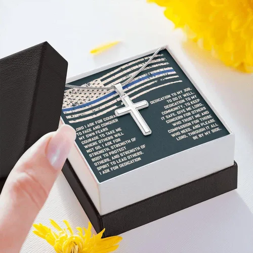 Vista 7 de Collar de cruz de oración de oficial de policía grabado personalizado, regalo de graduación de la academia de policía, joyería religiosa