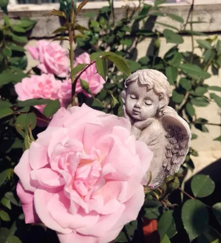 Vista 4 de MUAMAX Juego de 2 estacas decorativas para jardín de ángeles, adornos de ángel de jardín en miniatura, estatua conmemorativa de ángel, accesorios