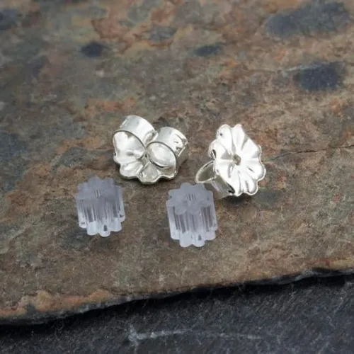 Vista 4 de Aretes de plata de ley con forma de disco martillado, aretes de disco redondos planos, joyería hipoalergénica