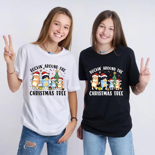 Vista 5 de Bluey Rockin Around The Christmas Tree Shirt - Camiseta de Navidad de Año Nuevo, Bluey Happy Christmas Tee, Bluey Noel Party T-Shirt Blanco, Blanco
