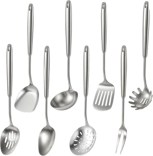 Vista 15 de Newness Cucharón de sopa, [Resistente al óxido, Resistente al calor, Formación integral] Cucharón de sopa duradero de acero inoxidable 304 con mango