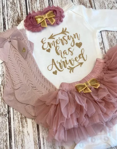 Vista 20 de Personalized Baby Girl Has Arrived Bodysuit Gold Glitter Design Add Any Name Optional Accessories