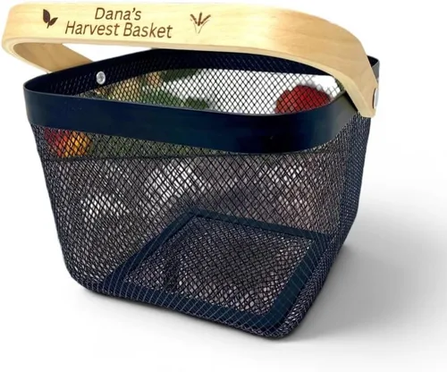Vista 5 de Cesta de cosecha de malla personalizada con mango grabado personalizado, regalo para jardineros, cesta de cosecha vegetal, herramientas