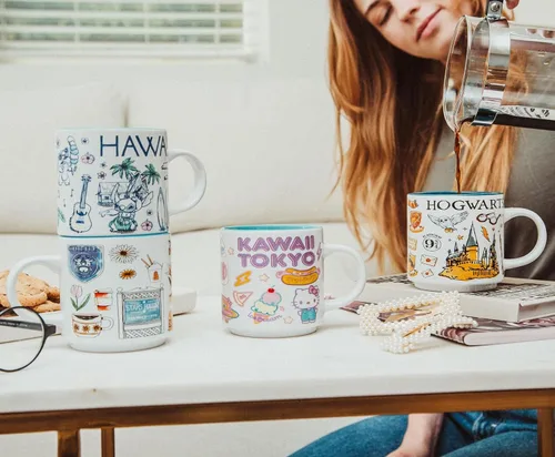 Vista 6 de Sanrio Hello Kitty "Kawaii Tokyo" Allover Icons - Taza de café grande para café expreso, cafeína, bebidas, artículos esenciales para el hogar