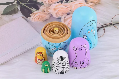 Vista 7 de Yoption Juego de 6 muñecos rusos de madera hechos a mano para Navidad, cumpleaños, fiesta, decoración del hogar (elefante azul)