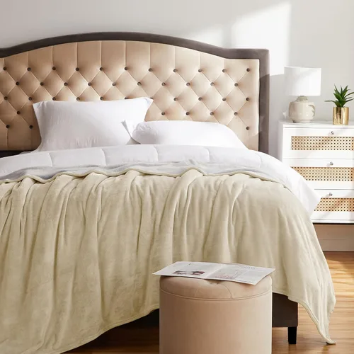 Vista 2 de KMUSET Manta de Tiro Súper Suave Premium de Franela de Forro Polar Sedosa Tamaño de Tiro Beige Microfibra Manta Ligera para Uso en Todas