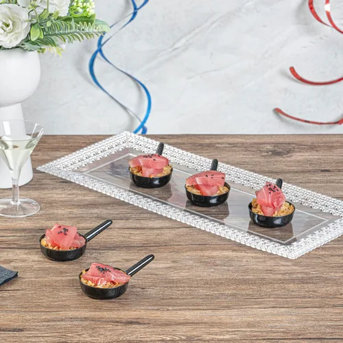 Vista 3 de Restaurantware Tazas de postre desechables de 1 onza, 100 mini platos de salsa, diseño de sartén para servir condimentos, aperitivos o muestras