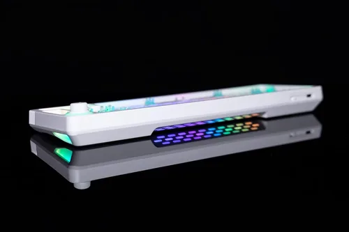 Vista 5 de GK GAMAKAY Teclado mecánico modular de bricolaje LK67 65% RGB, interruptor de 3 pines5 pines intercambiable en caliente, 67 teclas, triple modo