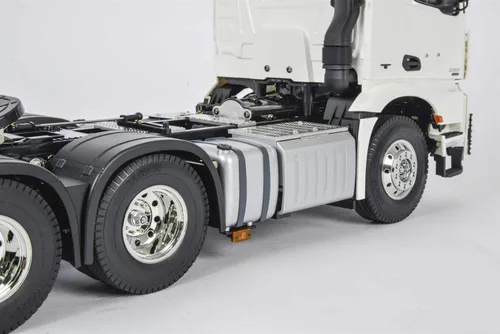 Vista 8 de Tamiya 56352 Arcos Mercedes-Benz 1:14 RC MB Arocs 3363 6x4 ClassicSpace, Blanco, 52.9 x 21.5 x 26.5 Centimetros