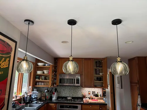 Vista 4 de Lámpara colgante vintage de 7.8 pulgadas, 2 luces, para fregadero de cocina, con vidrio soplado a mano verde, pequeña lámpara colgante para cocina