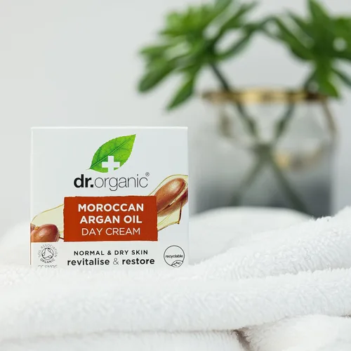 Vista 11 de Organic Doctor - Crema de día con aceite de argán marroquí, 1.7 onzas