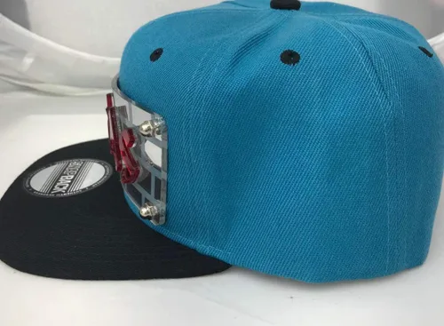 Vista 3 de Gorra personalizada con seis paneles de visera plana con letras de graffiti cortadas con láser, hecho a medida, cómodo y único, gran regalo, una