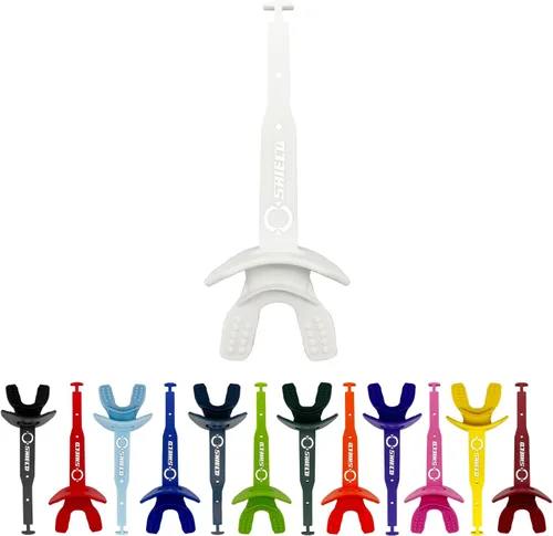 Vista 18 de O Shield Striker - Protector de labios de fútbol con correa permanente