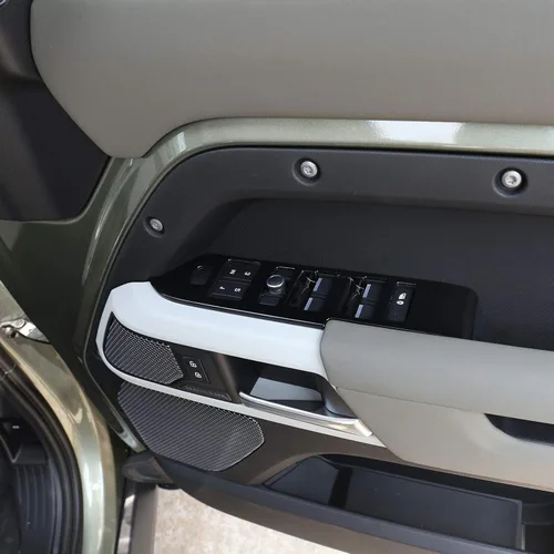Vista 5 de Accesorios de coche para Land Rover Defender 110 130 2020 ABS Fibra de carbono Ventana Interruptor de elevación Botones Cubierta del marco