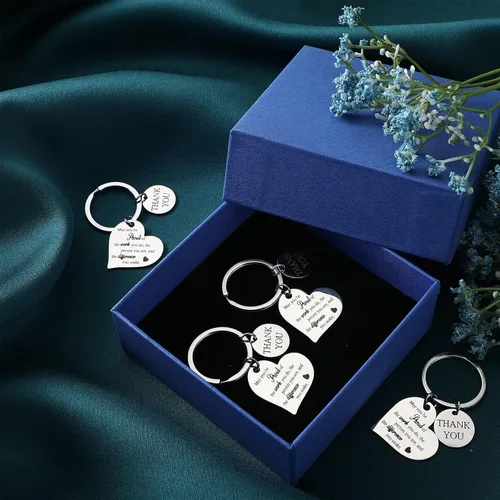 Vista 4 de Inbagi 6 piezas de regalos de agradecimiento para mujeres y hombres, llavero de agradecimiento para compañeros de trabajo, empleados y maestros