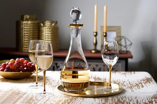 Vista 2 de Decantador de vino de cristal con tapón - jarra - para rojo - blanco - vino - diseño dorado a rayas - cristal de 48 onzas - Hecho en Europa - por