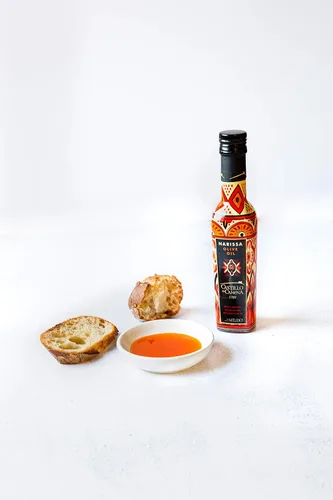 Vista 7 de Castillo de Canena Harissa Aceite de Oliva Virgen Extra Infundido Picante y Aromático (8.5 fl oz) Aceitunas Arbequinas Españolas