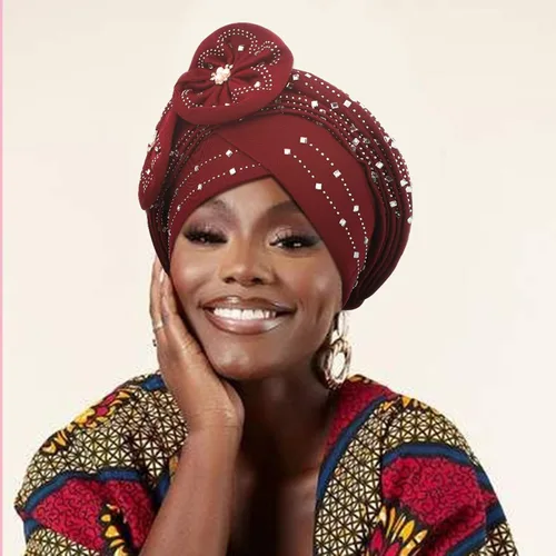 Vista 3 de Woeoe Gorro para la cabeza con diamantes de imitación negros, bufanda para la cabeza con perlas de flores, turbante para mujeres y niñas, Color-1