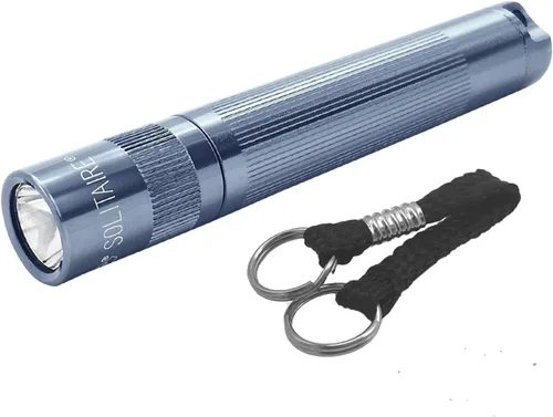Vista 3 de Maglite Solitaire linterna incandescente, usa 1 pila AAA, se presenta en una caja plateada