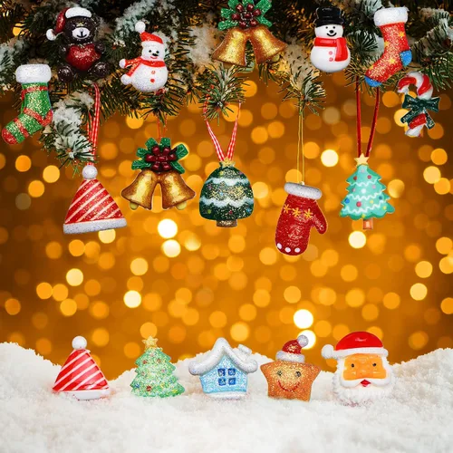 Vista 6 de Eboot 100 piezas Adornos de Navidad de resina miniatura Adornos de resina en miniatura Adornos de árbol de Navidad muñeco de nieve campana Papá Noel