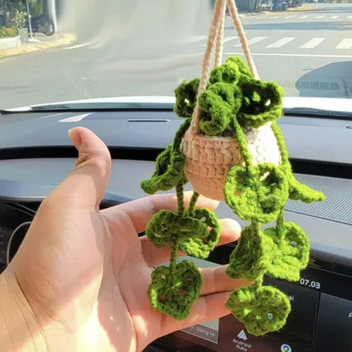 Vista 6 de Adorno para colgar en automóvil, lindo adorno de planta de ganchillo para espejo retrovisor, decoración de espejo retrovisor tejido a mano