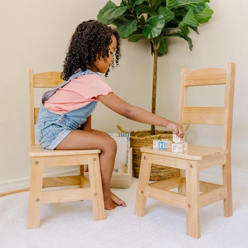 Vista 2 de Melissa & Doug - 2 unidades de sillas en madera