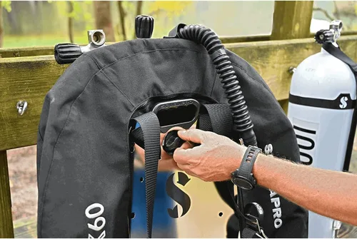 Vista 3 de SCUBAPRO Arnés S-Tek Pure con placa trasera de acero inoxidable