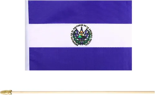 Vista 4 de Paquete de 5 mini banderas de mano de madera de El Salvador, adecuadas para varias fiestas de vacaciones, Copa del Mundo, Día Nacional y Día