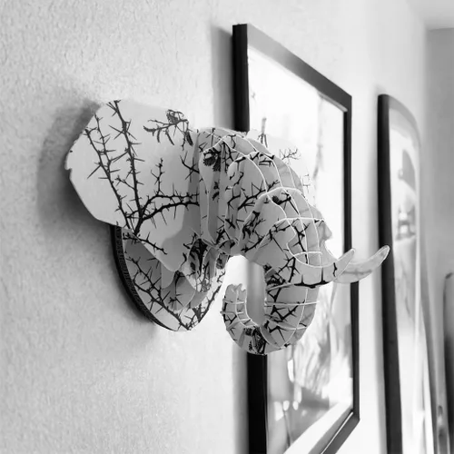 Vista 2 de Mini decoración de pared elefante con estampado de espina de camello