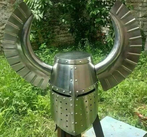 Vista 3 de Gran casco medieval de caballero con ala de escudo teutónico, nuevo casco medieval de armadura medieval, casco de acero de caballero medieval