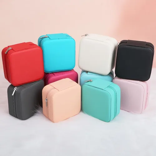 Vista 7 de Pequeño joyero de viaje portátil, organizador de aretes, accesorios de viaje, regalo de propuesta de dama de honor, regalo de moda, regalo